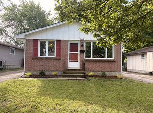 202 Muriel Cres, London, ON N6E 2K6