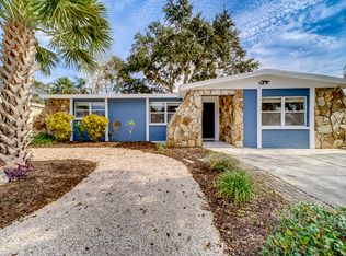 11615 Leisure Ln W, Largo, FL 33773