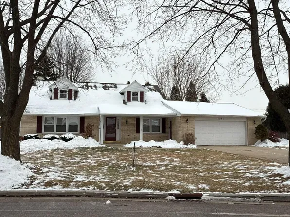2045 Kassner Dr, Green Bay, WI 54304
