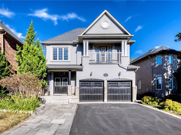 2241 Adirondak Trl, Oakville, ON L6M 4W4