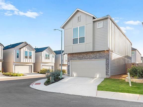 3rd image of 8851 OAKLAND RD #63
