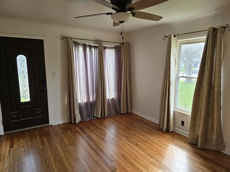 25298 Colgate St — Photo 13