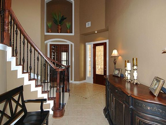 4th image of 5918 Country Falls Ln