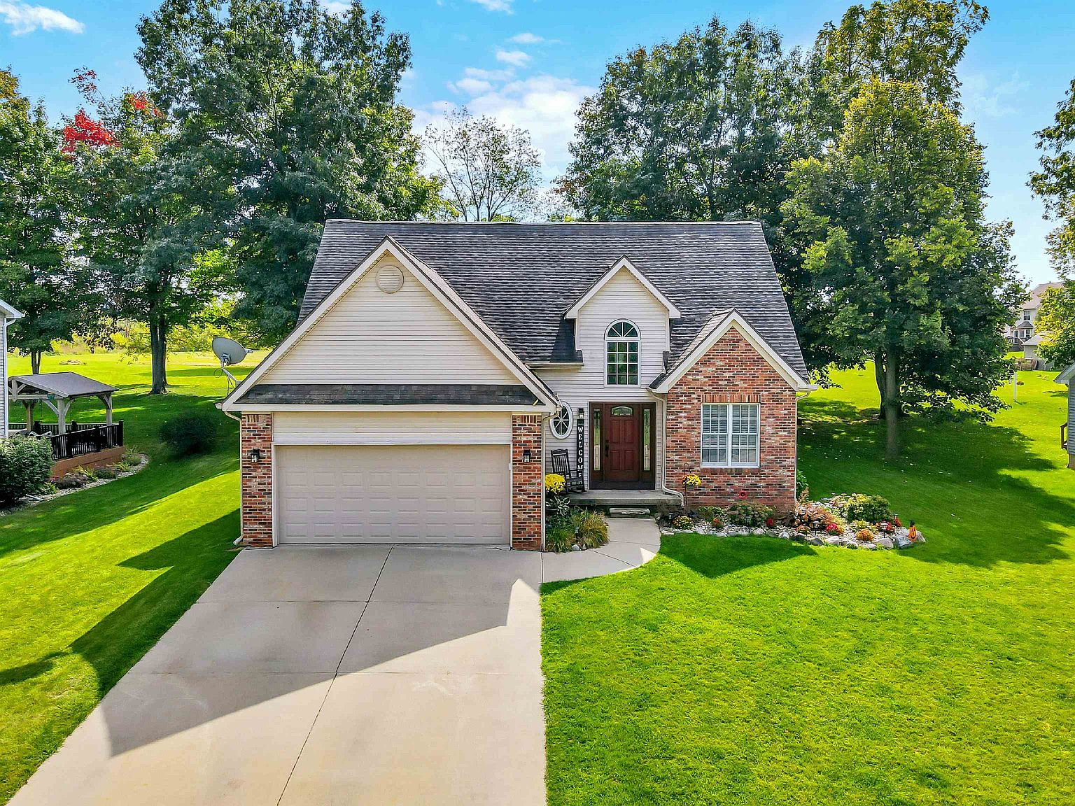 6202 S Pond Poin, Grand Blanc, MI 48439 Zillow