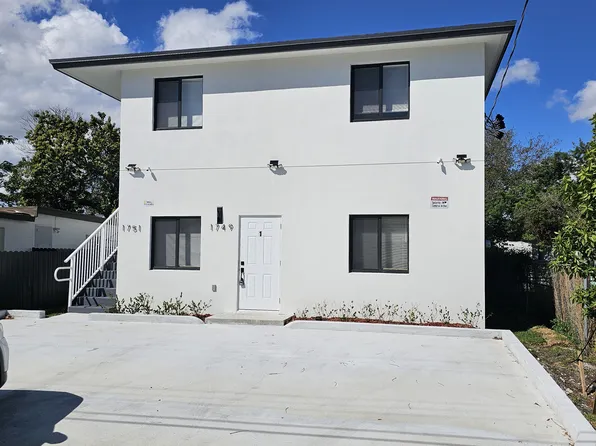 1749 NW 69th St, Miami, FL 33147