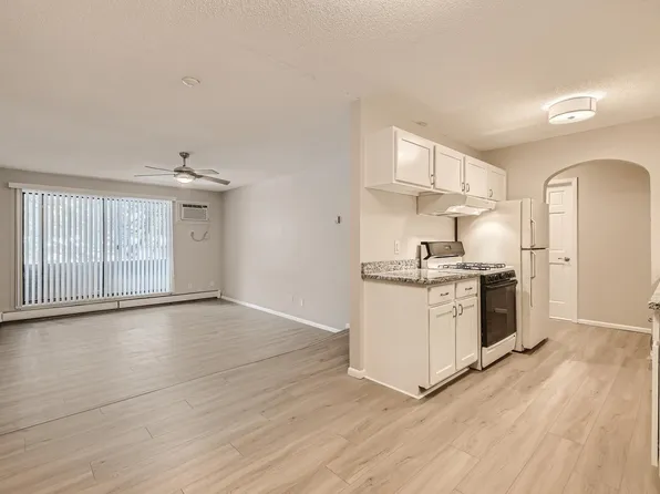 7310 York Ave S #1074, Edina, MN 55435