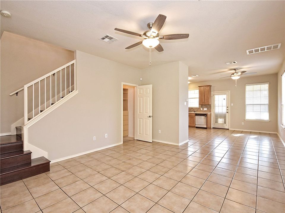 1st image of 16100 Great Oaks Dr Unit 1902