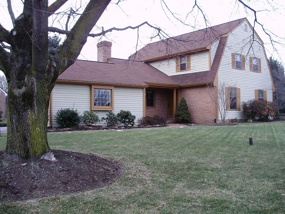 Front View Dutch Colonial