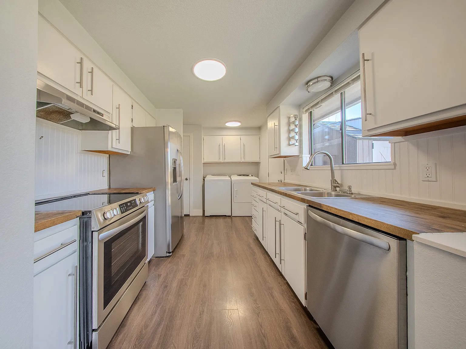1007 N Lander St — Photo 2