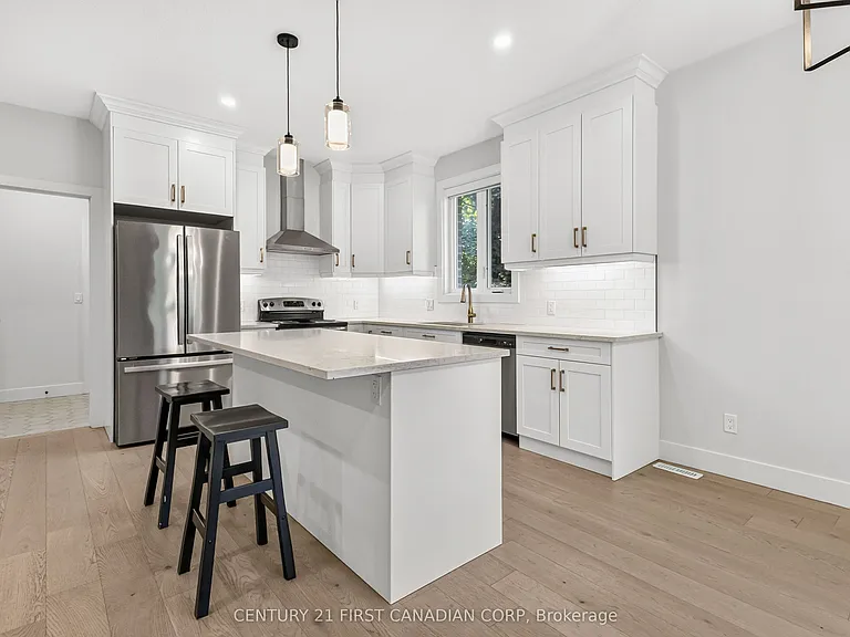 775 Verulam St — Photo 8