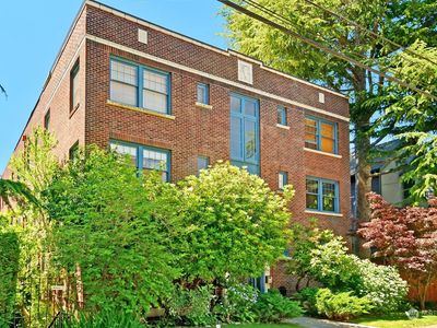 711 Belmont Place E #206, Seattle, WA, 98102