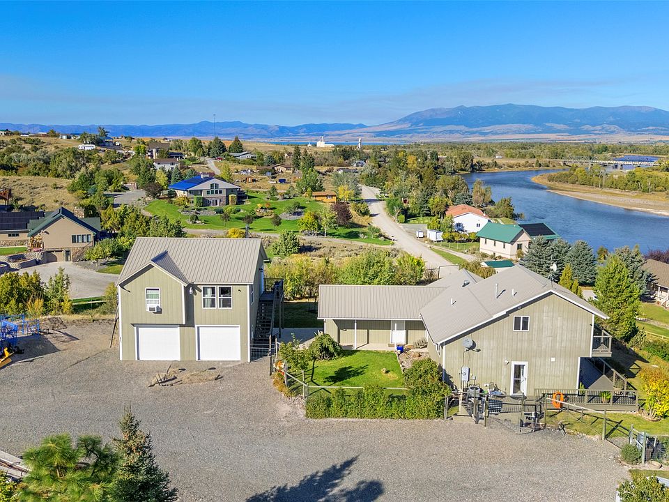 1st image of 84 River Rd
