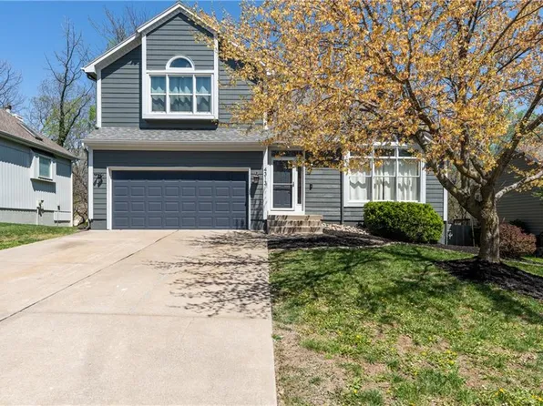 4313 S Kerrington Dr, Independence, MO 64055