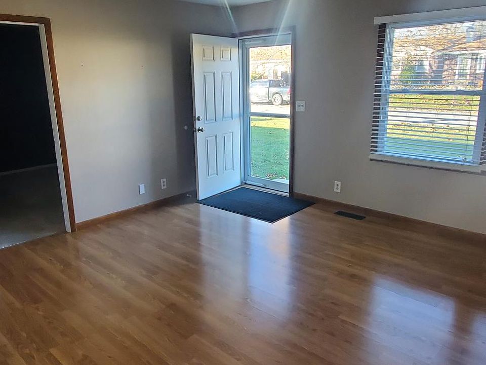 1st image of 6637 W 130th Ave #B