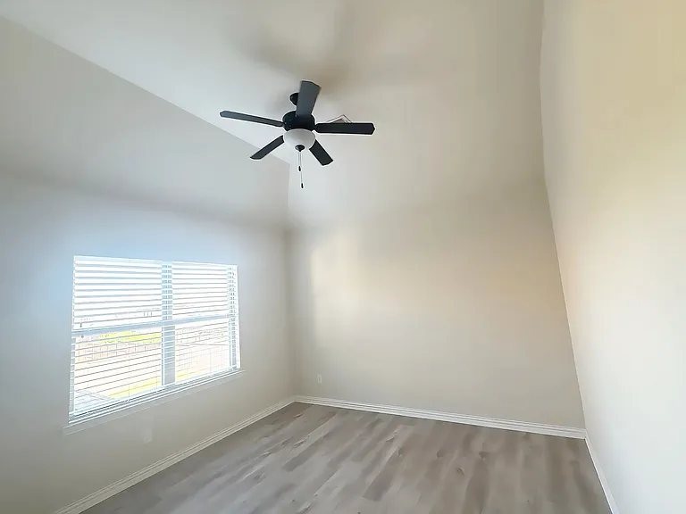 14803 Huffman Ln — Photo 26