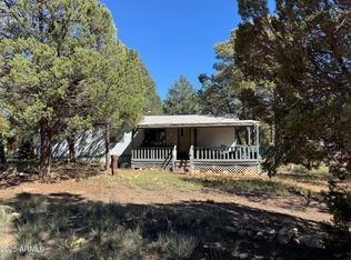 3527 Broken Arrow Rd, Overgaard, AZ 85933