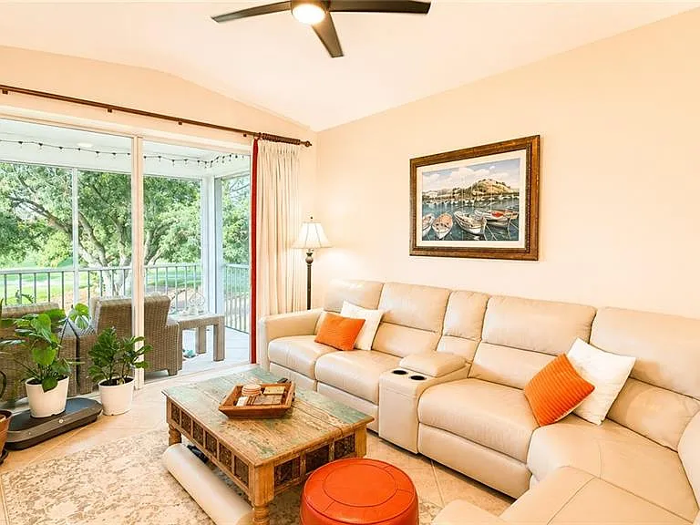 8274 Twelve Oaks Cir #126 — Photo 3
