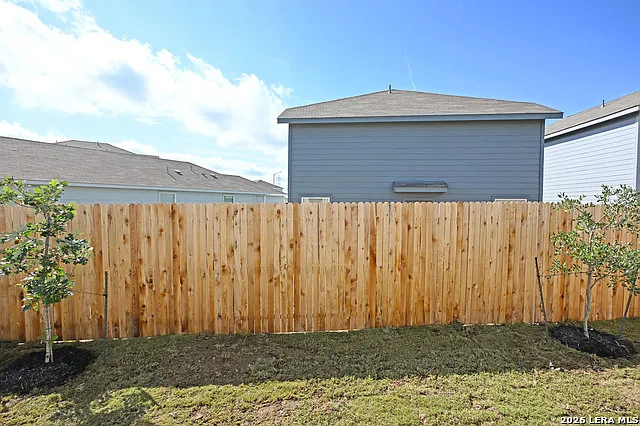 7358 Orange Sapphire — Photo 24