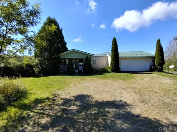 4405 Sherman Mayville Rd, Sherman, NY 14781