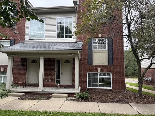 3107 Promenade Cir