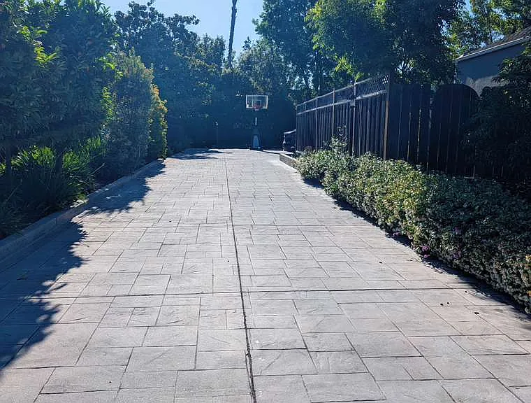 377 S Gordon Way — Photo 4