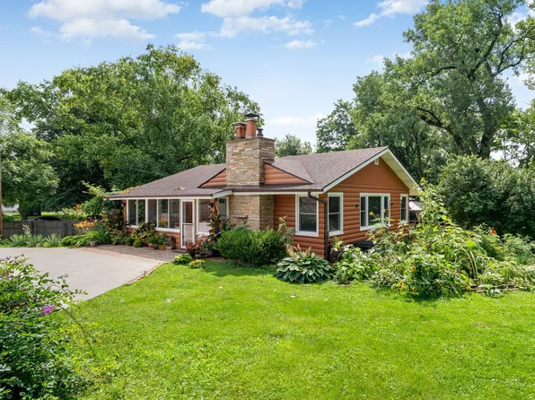 1412 Maple Rd, Joliet, IL 60432