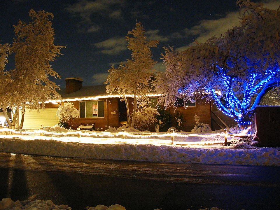 6732 S 2485 E, Cottonwood Heights, UT 84121