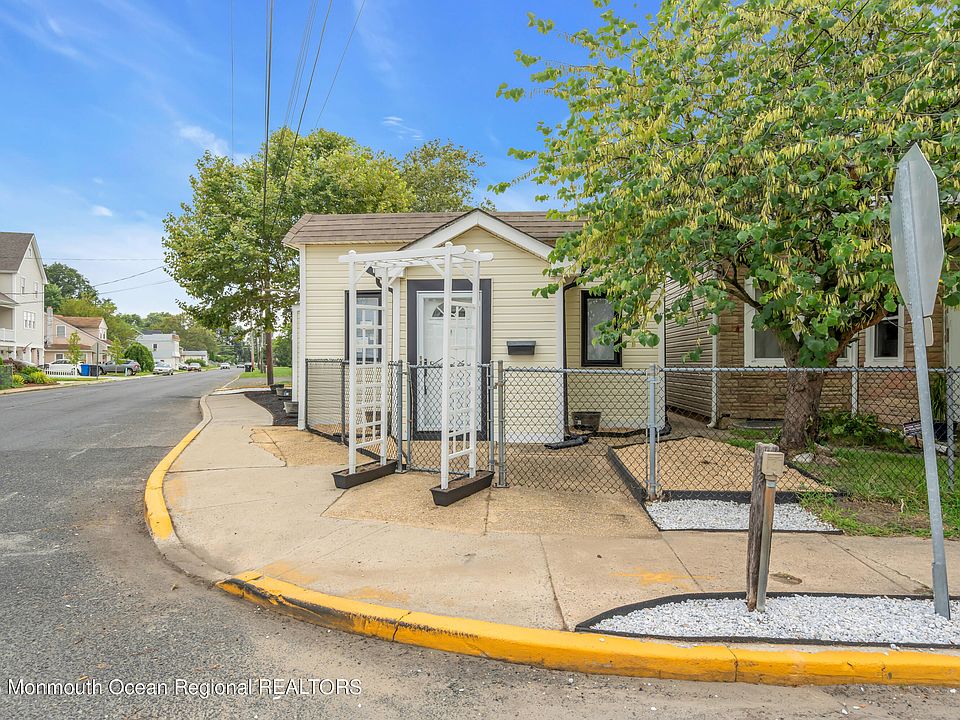 49 Bray Avenue, North Middletown, NJ 07748 Zillow