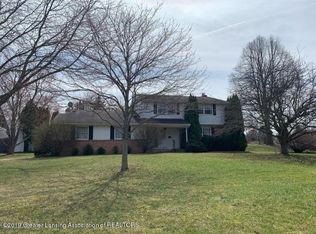 901 Morton Rd, Grand Ledge, MI 48837