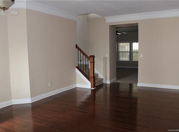 5th image of 114 Waterlynn Club Dr