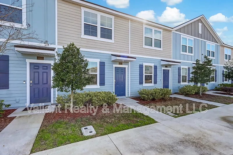 2 bed, 2.5 bath, 1109 sqft, $1,500 — Photo 2
