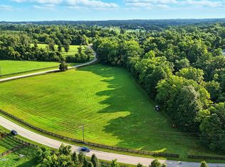 2831 L Esprit Pkwy, La Grange, KY 40031