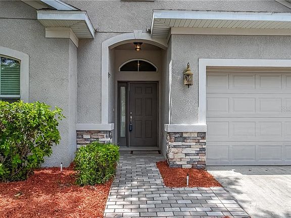 4th image of 30629 Annadale Dr