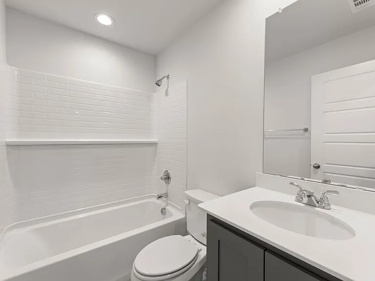 4511 Avion Dr — Photo 11