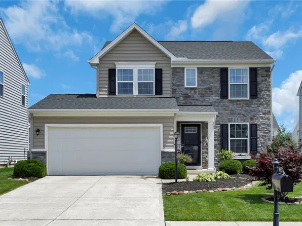 6207 Willow Oak Dr, Tipp City, OH 45371