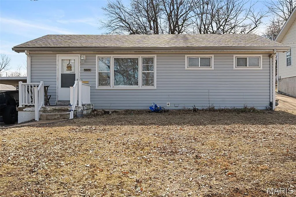 10558 Hobday Ave photo 1