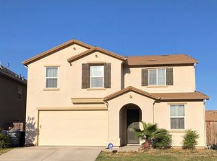 711 Persimmon St, Madera, CA 93638