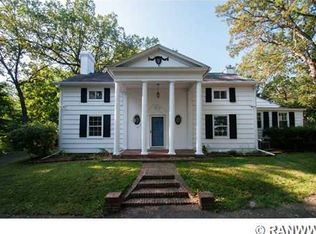 1217 9th Ave E, Menomonie, WI 54751