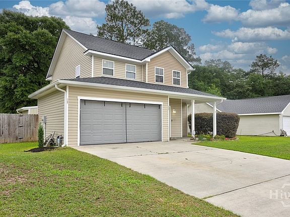 3rd image of 111 Mustang Drive