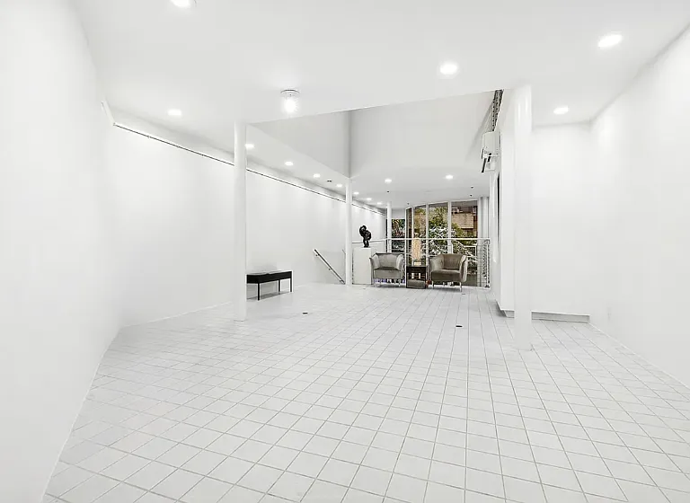 22 E 81st St #GD — Photo 4