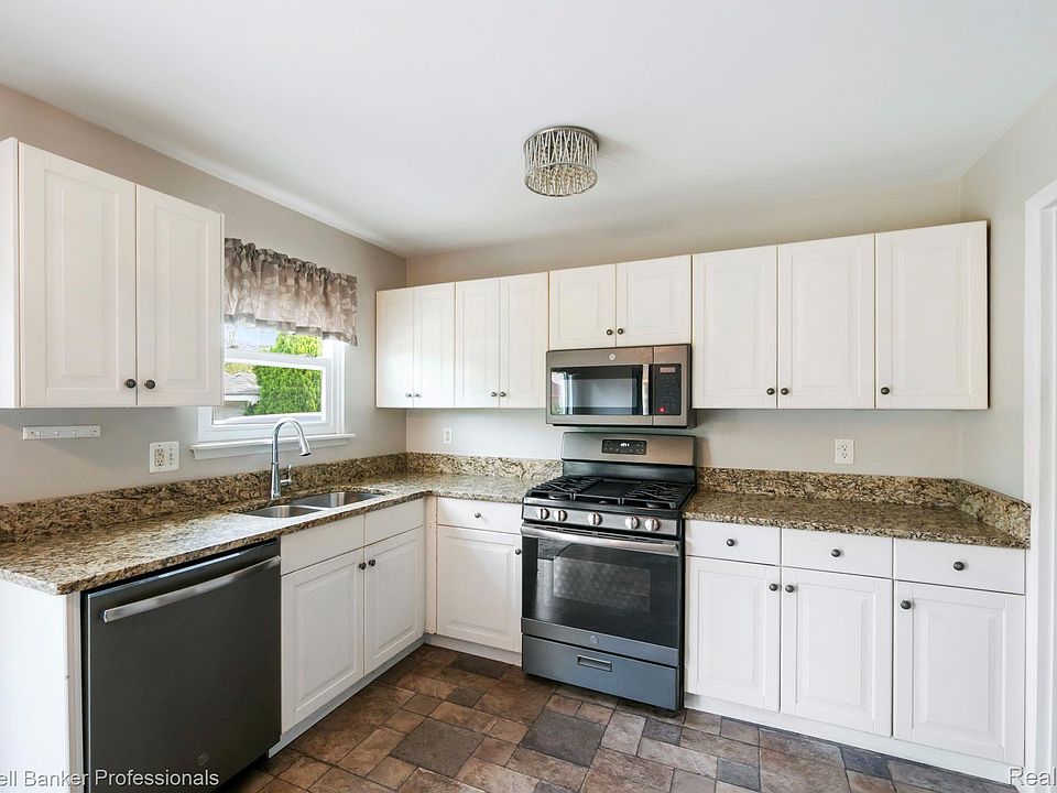 397 Barchester St, photo 13