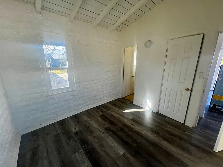 72061-72067 Joshua Dr — Photo 6