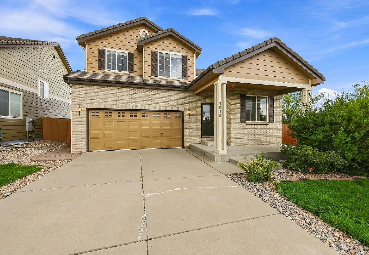 5 bed, 3.5 bath, 3303 sqft, $3,546 — Photo 2