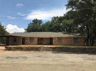 701 S Jefferson Rd, Gordon, TX 76453