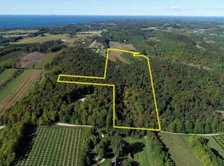 E Omena Rd, Northport, MI 49670