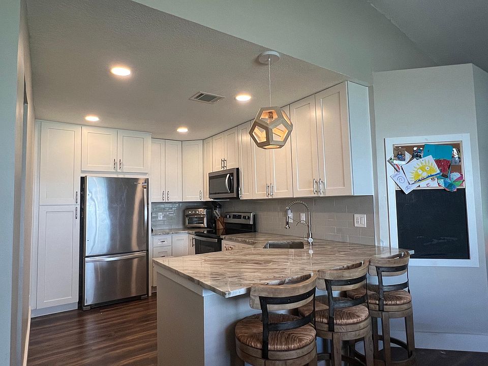 1st image of 2815 Sea Hawk Dr