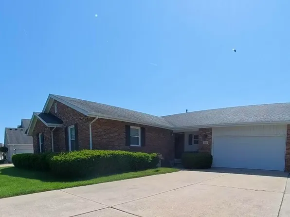355 Wolf Creek Ct, Northwood, OH 43619
