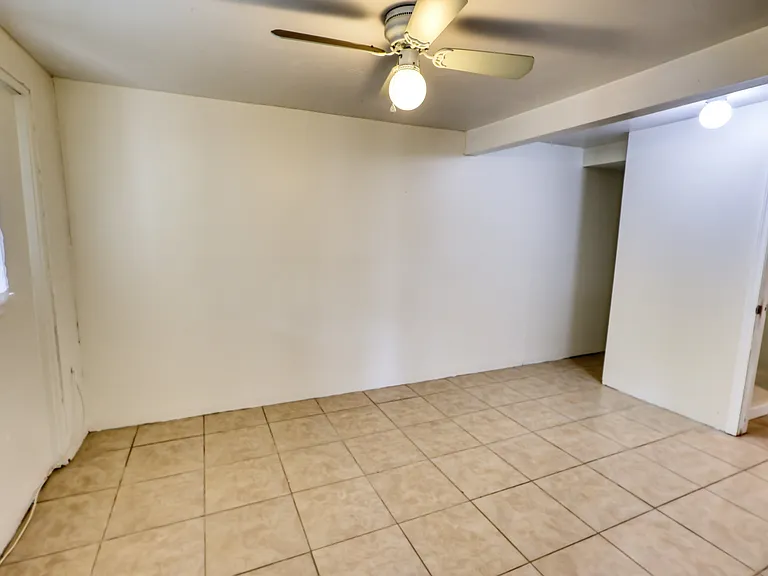 3035 Melton St N #1/2 — Photo 17