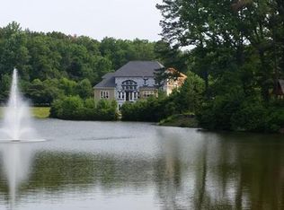 524 Raleigh Manor Rd, Henrico, VA 23229