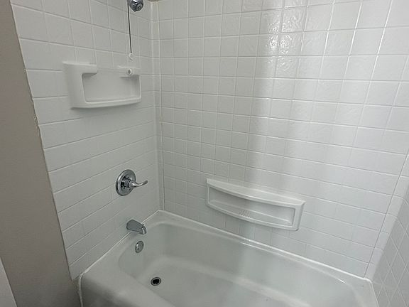5th image of 200 Cypress St #5